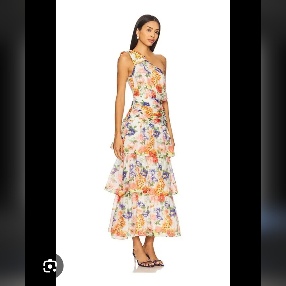 Astr One-Shoulder Floral Tiered Maxi Dress - White Multi